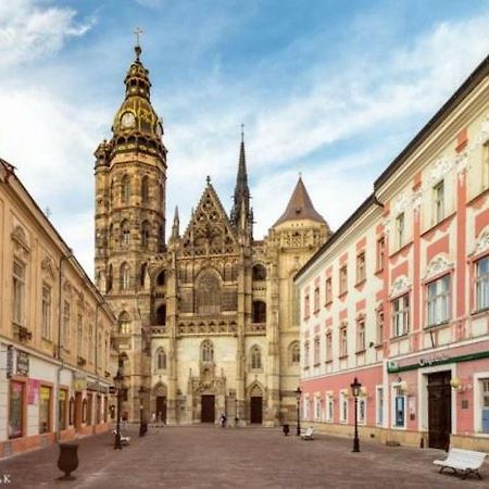 Alzbetina 15 - Dream Apartman Košice Esterno foto
